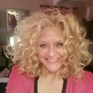 Meet your Posher, Cristin